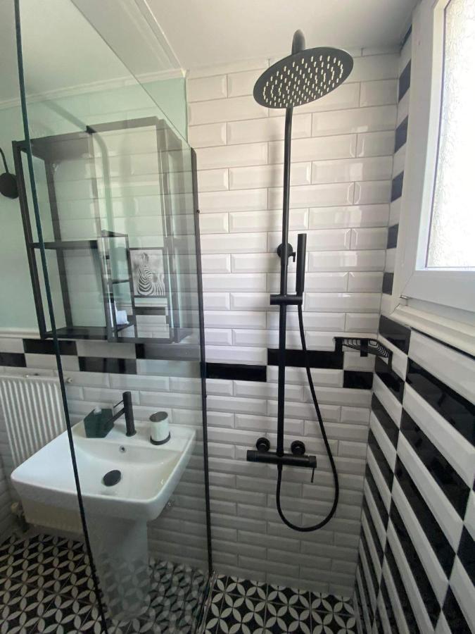 קוזאני Snd Rentals -Boutique Apartments מראה חיצוני תמונה